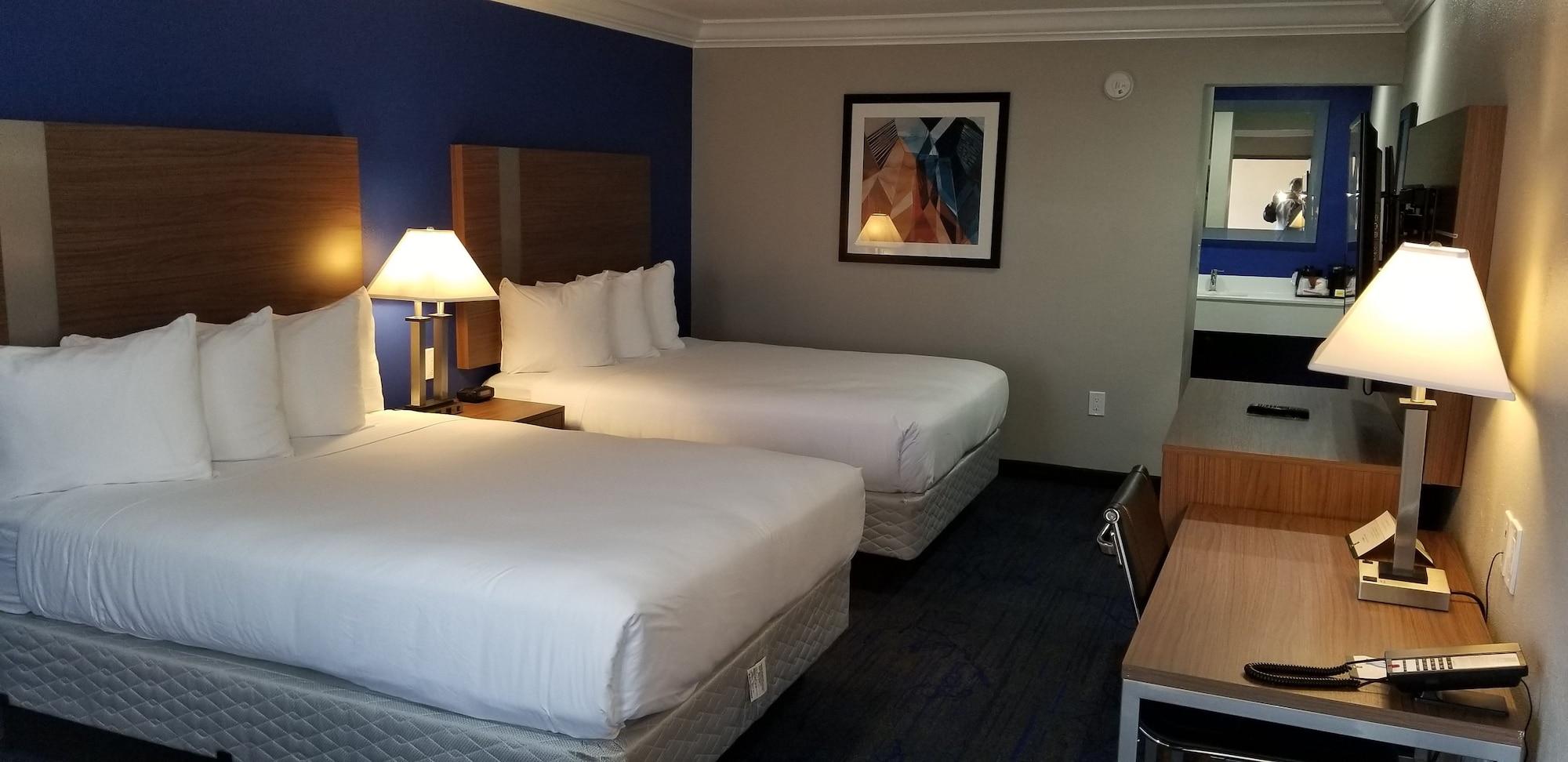 Quality Inn & Suites Vacaville Esterno foto