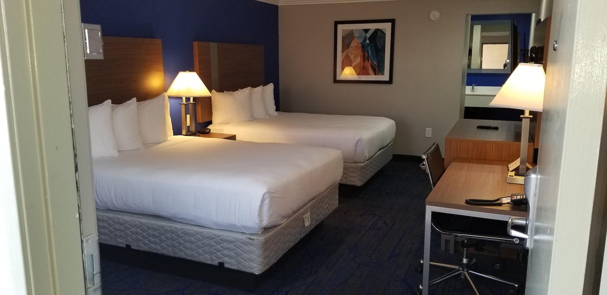 Quality Inn & Suites Vacaville Esterno foto