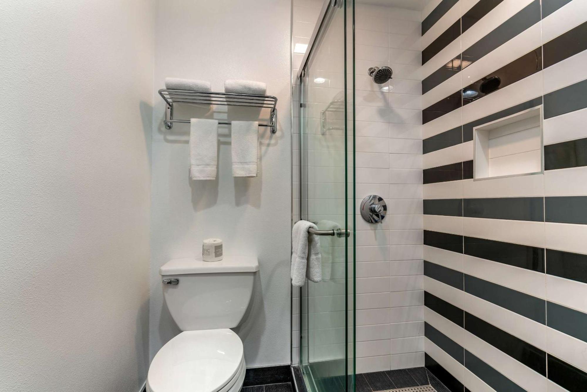Quality Inn & Suites Vacaville Esterno foto